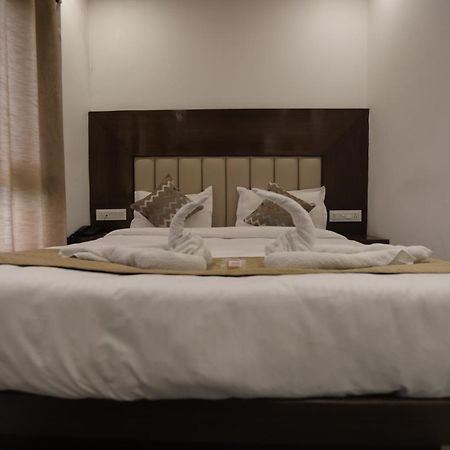 Studioz Paradise Hills Mussoorie Exteriör bild
