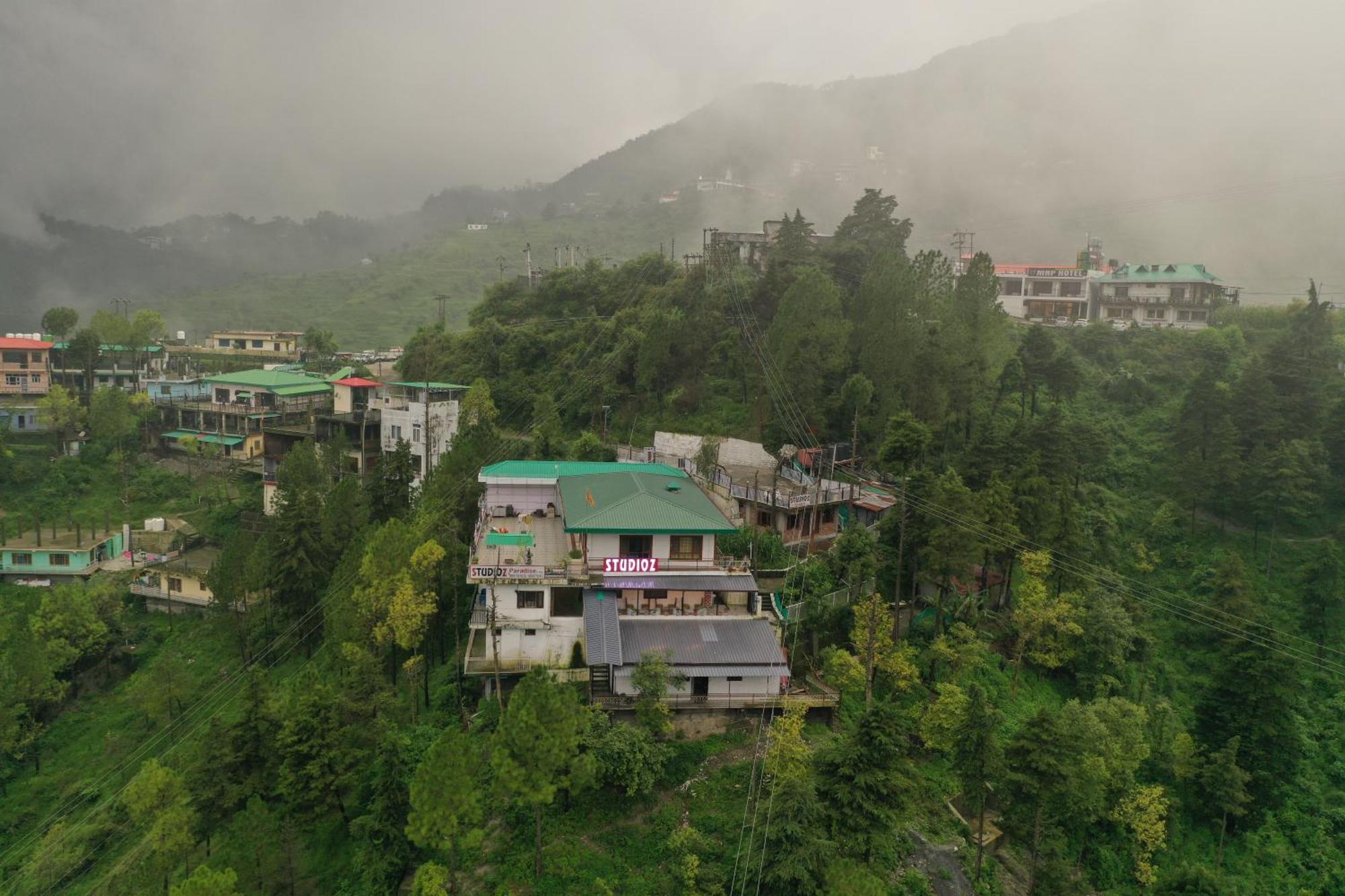 Studioz Paradise Hills Mussoorie Exteriör bild
