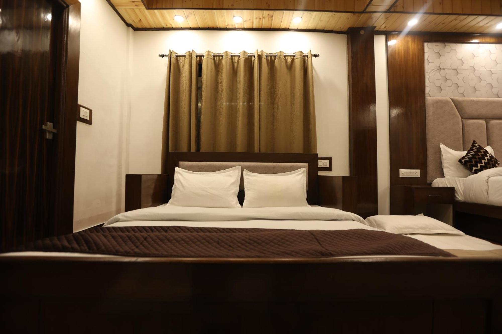 Studioz Paradise Hills Mussoorie Exteriör bild