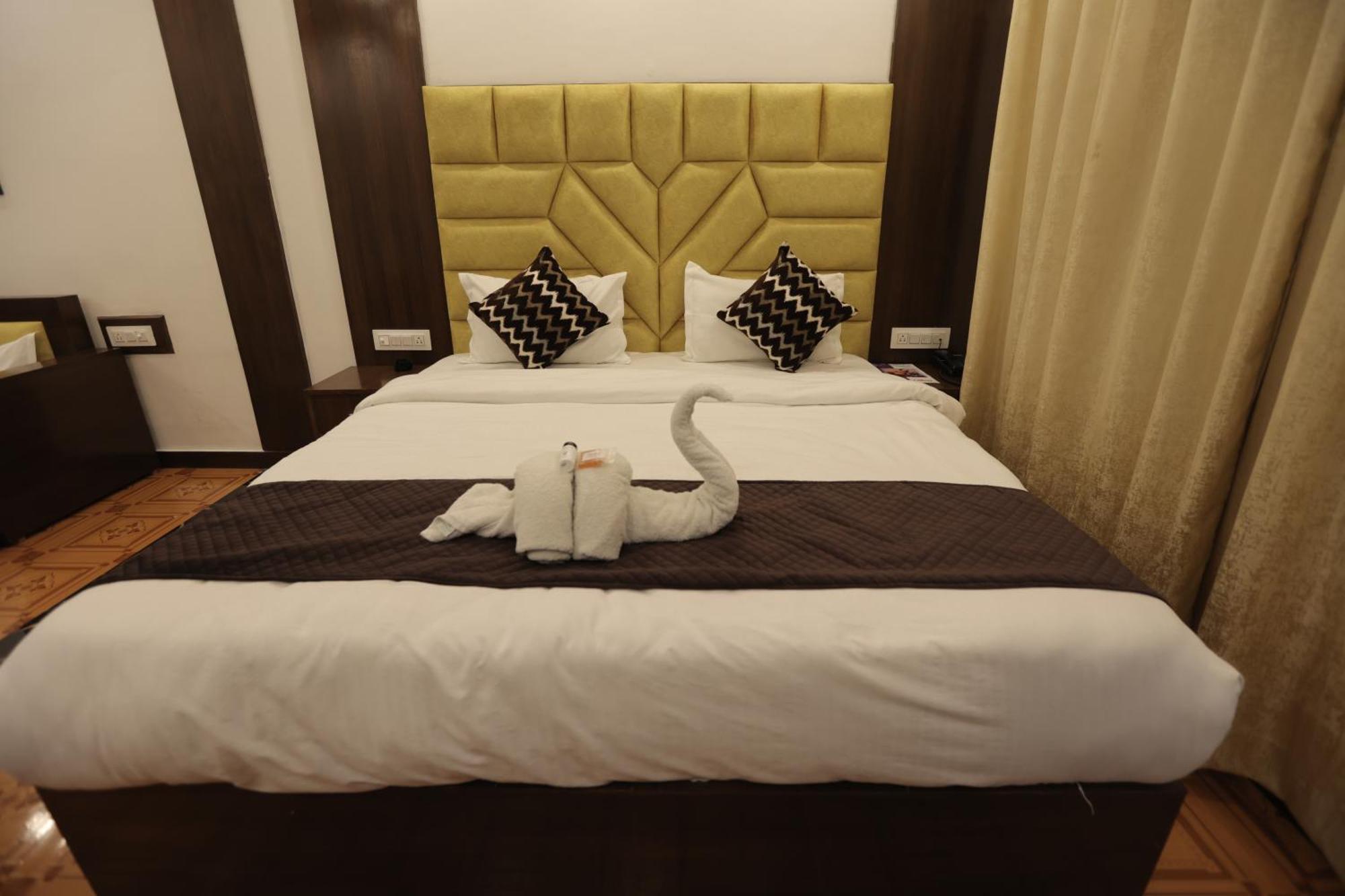 Studioz Paradise Hills Mussoorie Exteriör bild