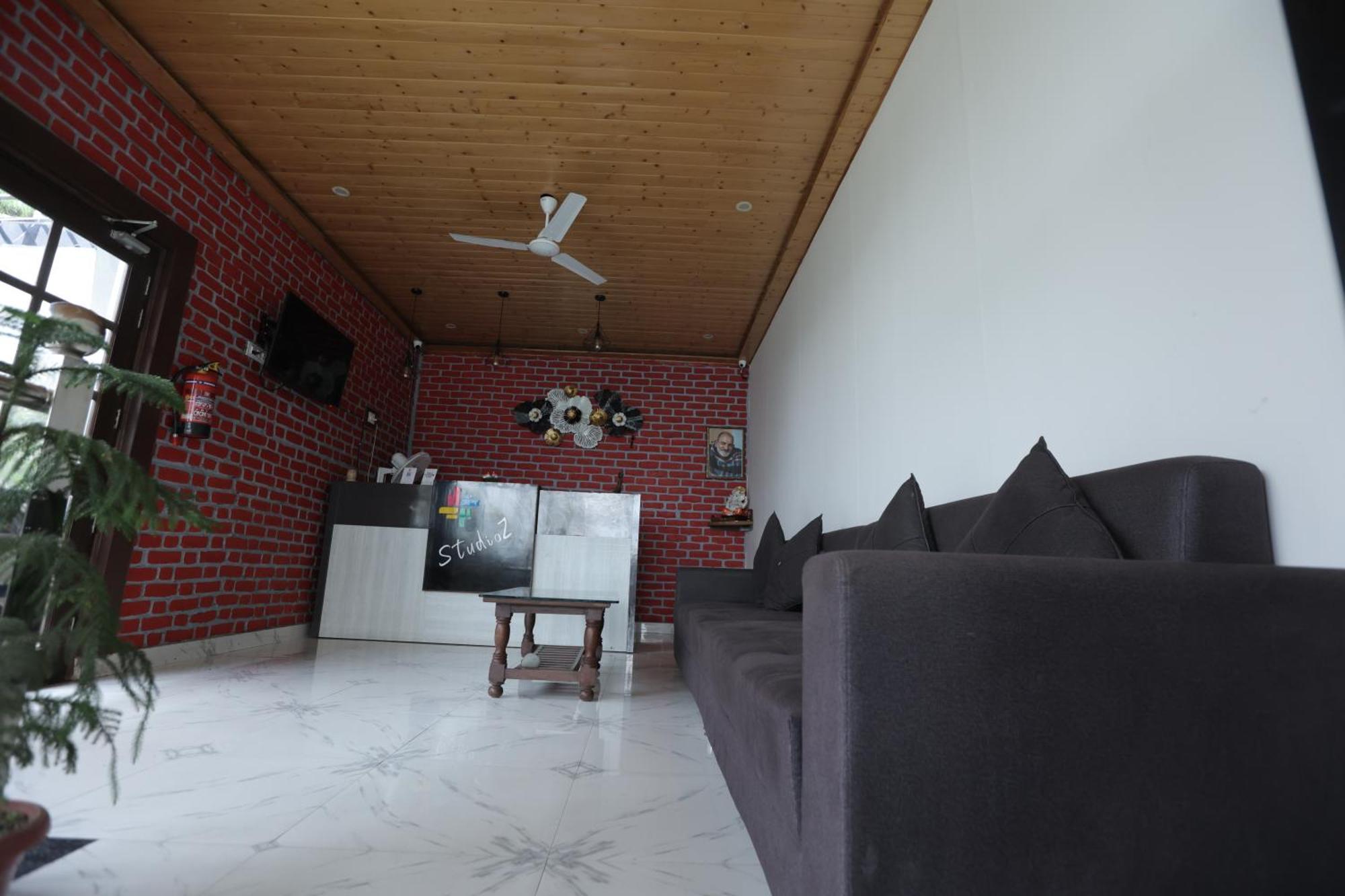 Studioz Paradise Hills Mussoorie Exteriör bild