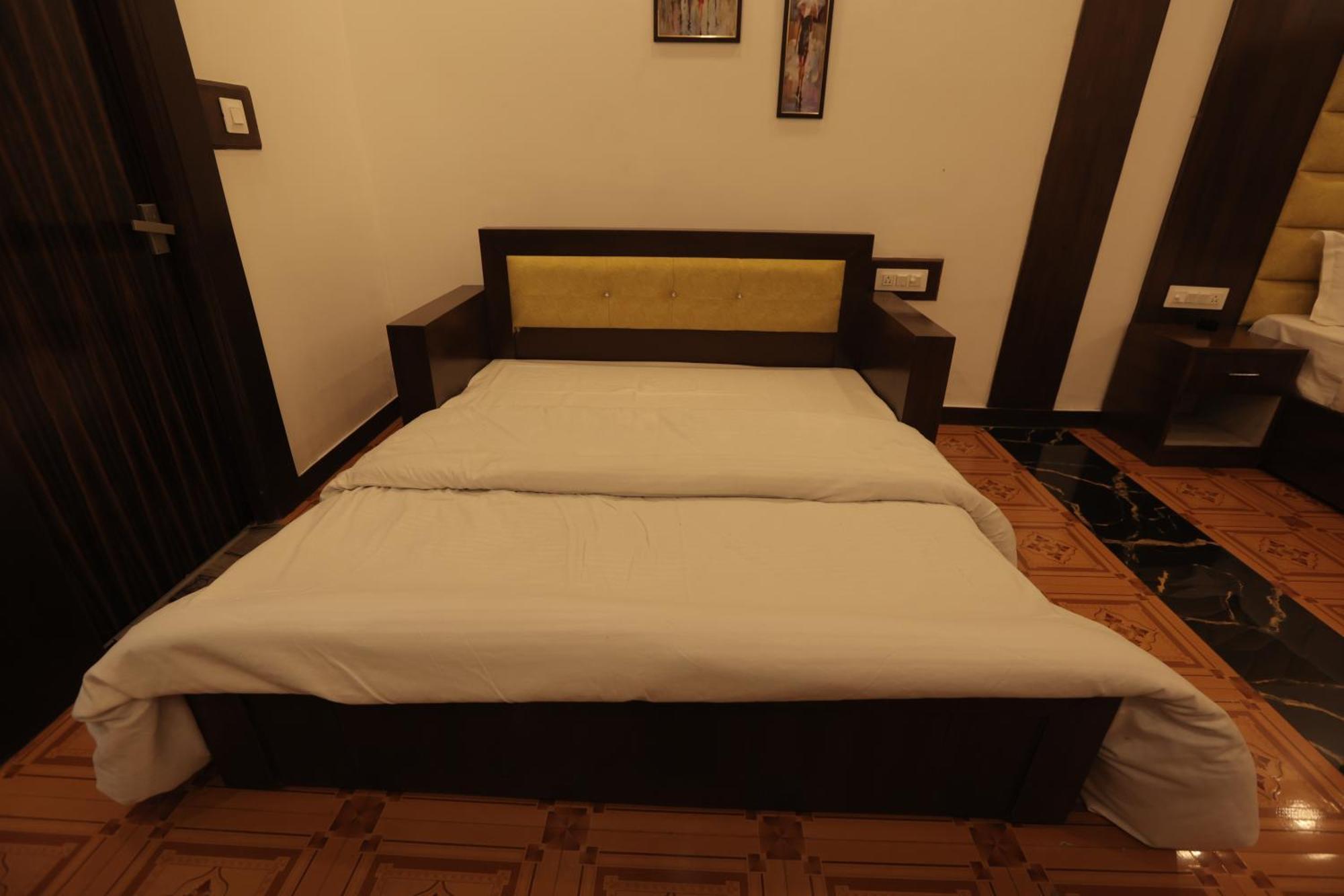 Studioz Paradise Hills Mussoorie Exteriör bild