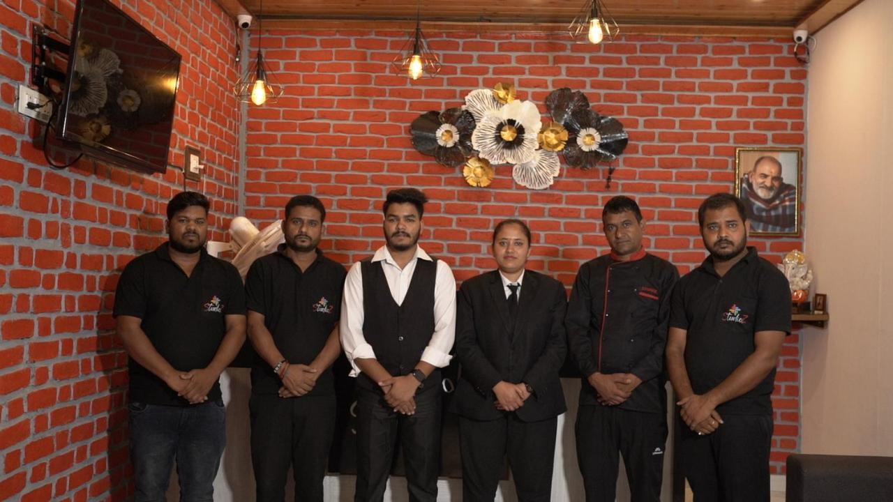 Studioz Paradise Hills Mussoorie Exteriör bild